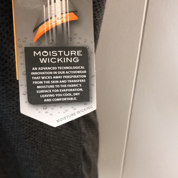 NWT Avia - T-shirt - d - Picture 5 of 10